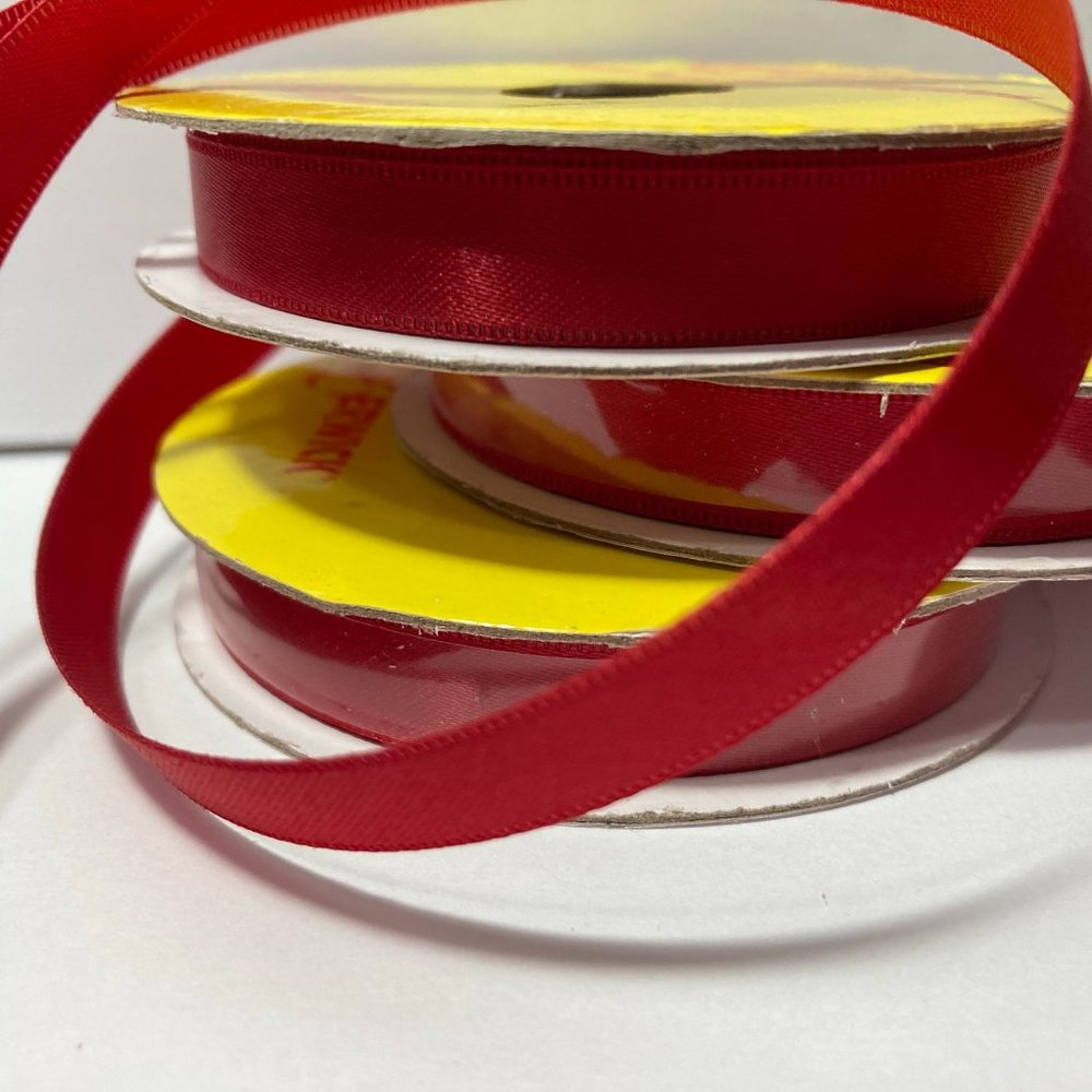 10 Coin Edge Ribbon Solid Red - Picture 6 of 15
